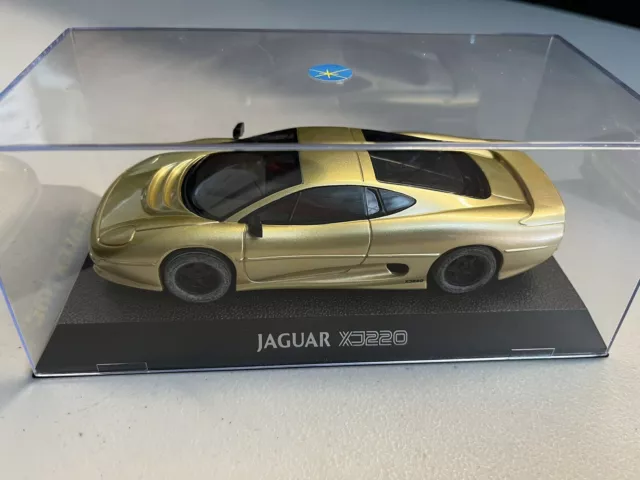Jaguar xj220 diecast best sale model