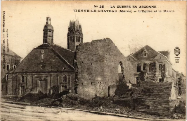 CPA AK Militaire - Vienne-le-Chateau - L'Eglise et la Mairie - Ruines (697144)