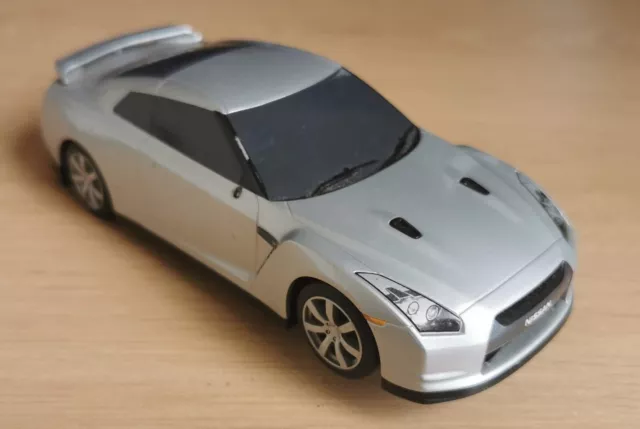 Scalextric deals nissan skyline