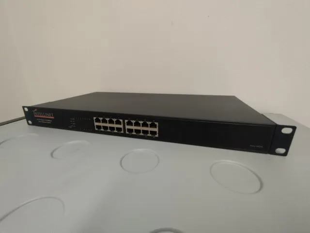 Intellinet 16 Port Nway 10/100Mbps Fast Ethernet Switch 520409-ICG-1