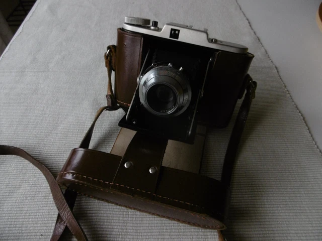 alter Fotoapparat  ADOX