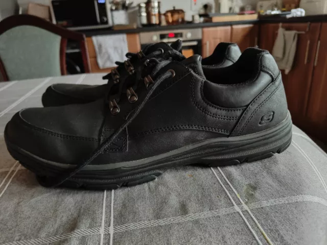 Skechers garton hot sale briar