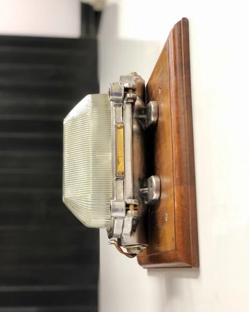 Applique d'extérieur en aluminium et laiton fabriquée en Italie