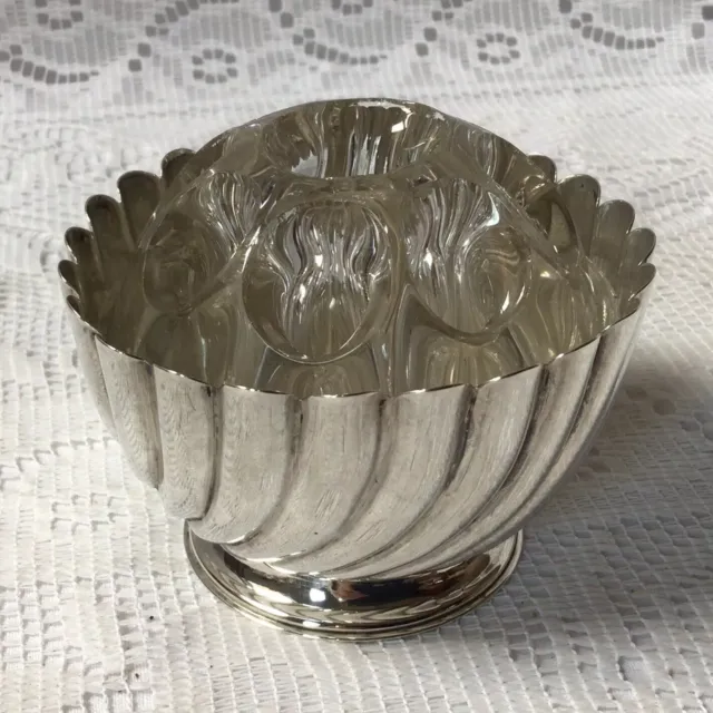 1889 Holland, Son & Slater Solid Silver Scalloped Edge Posy Bowl, Original Frog
