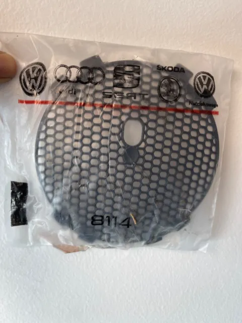2011-2014 VOLKSWAGEN JETTA Emblem Backing Screen  MK6 Front Grill Honeycomb OEM
