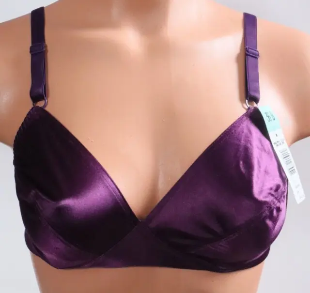 Vassarette Ladies Style 75-204 Light Purple Nylon Underwire Bra Size 36 C  (19)