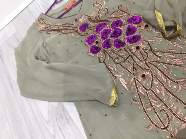 Eid/asian/indian/pakistani salwar kameez suit