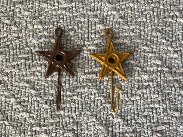 CAST IRON METAL Brown/Gold Star Hat Robe Small Hooks 4