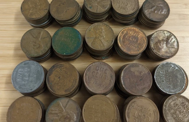 One Lincoln Wheat Penny Roll - 50 Cent Lot of 1909-1958 US Coins. Unsearched.Cir