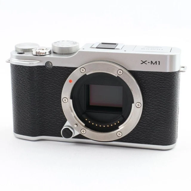 FUJIFILM MIRRORLESS SINGLELENS camera XM1 body 16.3MP APSC Silver F