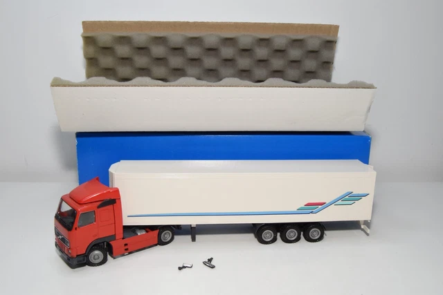 1/50 CONRAD 280963 camion Volvo FH12 4X2 semi-remorque frigorifique ZM rouge EUR 70,00 - FR