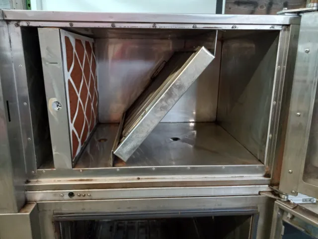 Alto Shaam 7.14 ESIVH Combitherm Steamer Oven in 208V Electric. 3