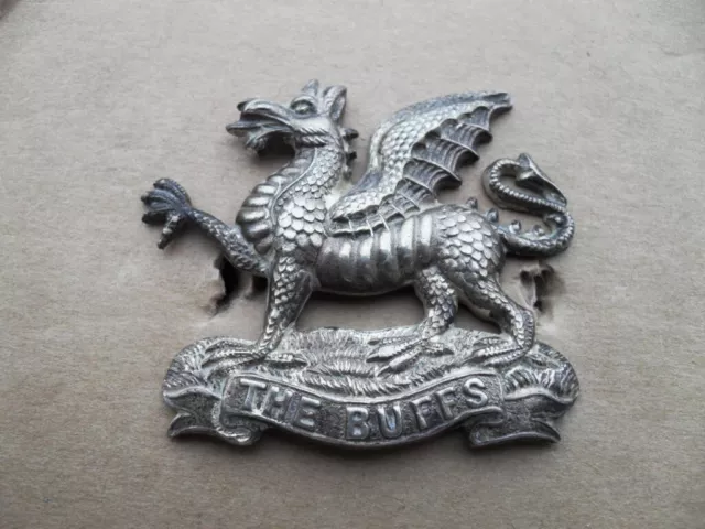 The Buffs (East Kent Regiment) Officers Silver Cap Badge