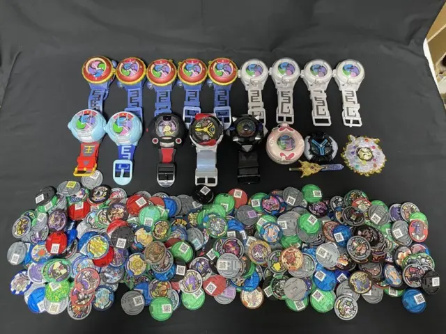 Youkai Medal [No Code Guarantee] Kyubi Treasure Medal (Secret / Holo ・  Silver Rank) 「 Yokai Watch Youkai Medal Treasure Yorozu Corporation  Festival 」 Yorozu Corporation Mart only, Toy Hobby
