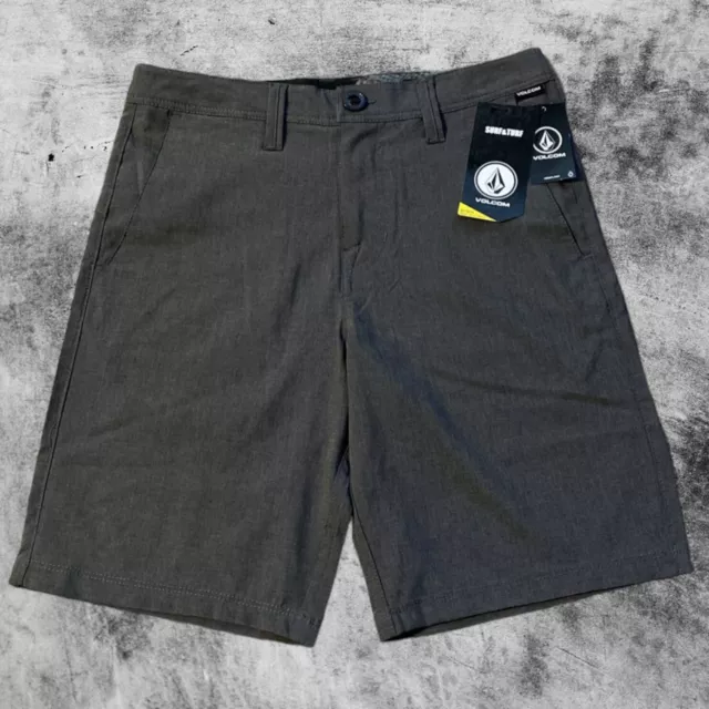 NWT-VOLCOM-SZ: 28 (16) Big Boys Frickin Surf & Turf Static Shorts Hybrid Gray