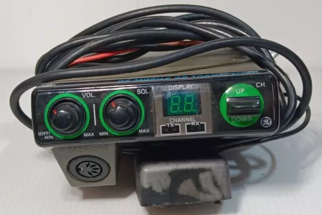 GE Mobile CB Radio Model NO.3-5809B  With Antenna TESTED Working