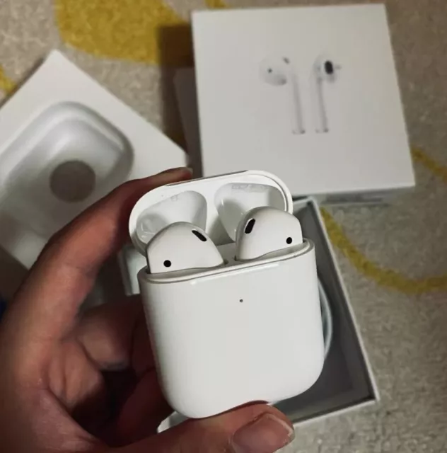 Apple AirPods 2nd Generation With Earphone Earbuds & Wireless Charging Box