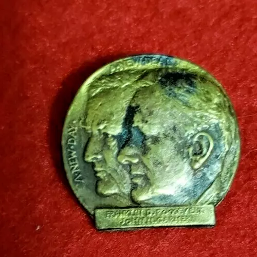 1932 Franklin Roosevelt / Garner A New Deal Brass Medallic Art Campaign Pinback