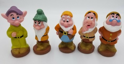7 dwarfs bath toys