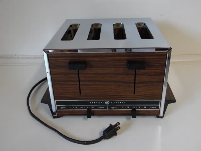 https://www.picclickimg.com/JRkAAOSwa8pklFKB/GE-Vintage-General-Electric-4-Slice-Toaster-Wood.webp