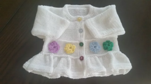 Baby girls hand knitted cardigan 3 - 6 months white   New