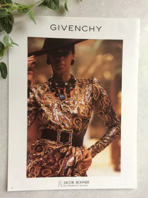 Publicité Givenchy 1985 advertising mode vintage fashion pub winter hiver 85