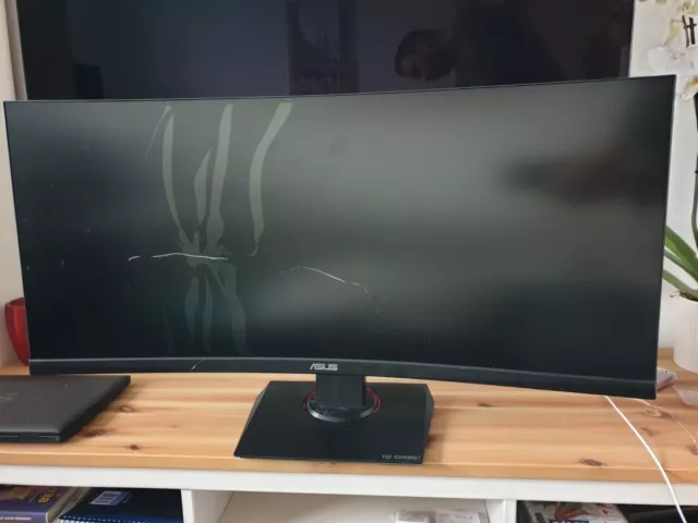 ASUS TUF Gaming VG35VQ 35" 21:9 Curved 100 Hz HDR FreeSync VA Monitor