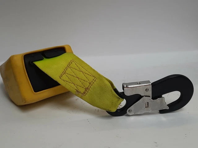 Msa Short Stop Self Retracting Laynard, 310 Lb Capacity 10021840