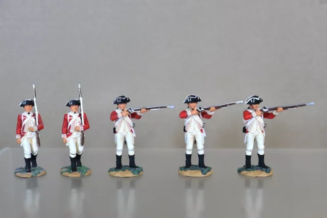 BRITAINS AMERICAN REVOLUTION BRITISH SOLDIERS MARCHING & STANDING FIRING 1od