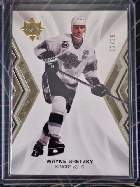 2021-22 UD Ultimate Collection - Wayne Gretzky -  Gold Parallel - /35