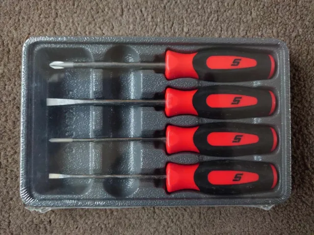 Snap on 4 Piece Mini Instinct® Soft Grip Combo Screwdriver Set Red SGDX40BR