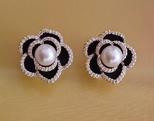 ANCIENNE PAIRE DE boucle d'oreilles plaqué or EUR 25,00 - FR ANCIENNE PAIRE DE boucle d'oreilles plaqué or EUR 25,00 - FR