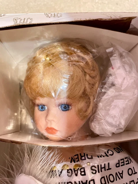 Heritage Signature Collection 2000 Porcelain Guardian Angel Doll Grace #12244 10