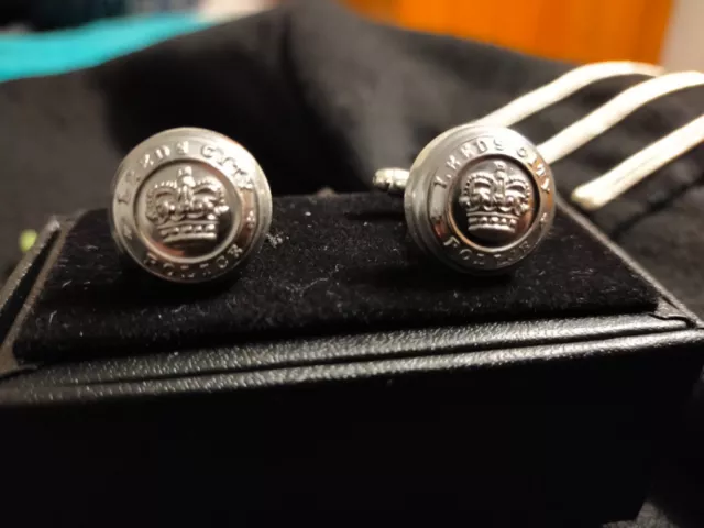 Historic Leeds City Police ( Disbanded 1974 ) Genuine Tunic Button Cufflinks