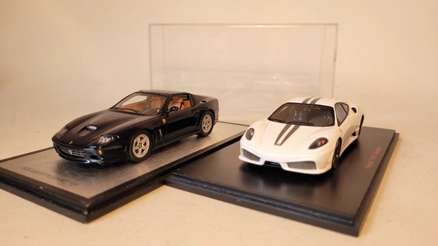 Voitures, camions et fourgons miniatures bleus Hot Wheels 1:43