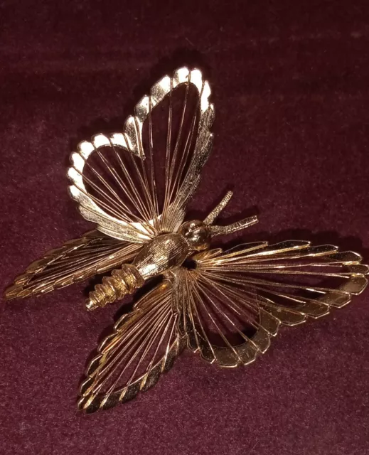 VINTAGE MONET FILIGREE Butterfly Brooch Pin Gold Tone 2X 1 1/2 Inches ...