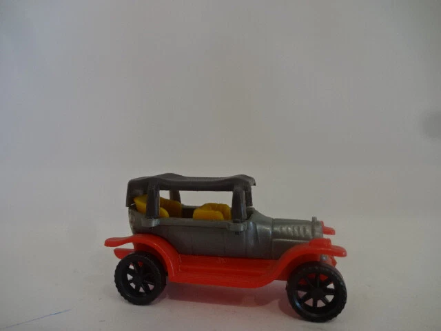 1979 - Oldtimer 4/Sillaba Fiat Zero con sottostruttura rossa