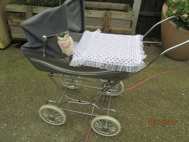 SILVER CROSS GREY cord circa 80s coach built Vintage dolls pram