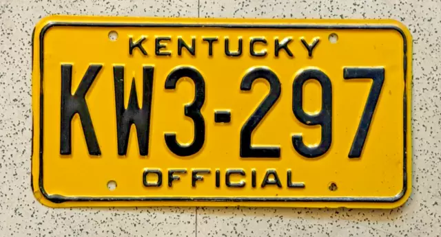 1975–1979 KENTUCKY OFFICIAL GOVERNMENT license plate – antique vintage auto tag