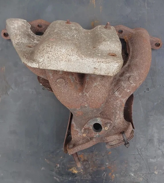 TOYOTA COROLLA AE86 4AGE 16v JDM Original Exhaust Manifold and Heat