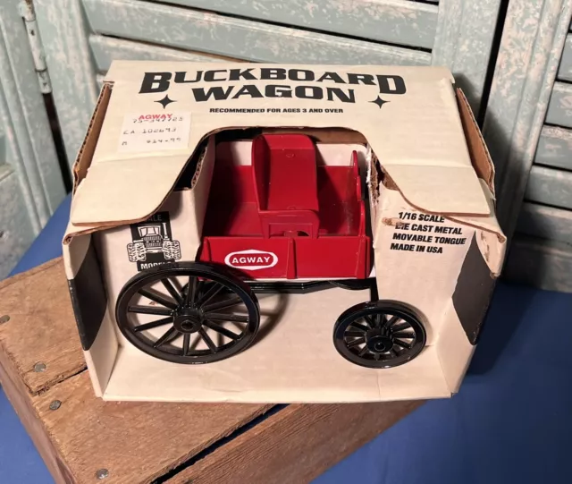 ERTL FX-1509 Agway Red Buckboard Wagon 1/16 Scale Die-Cast NIB