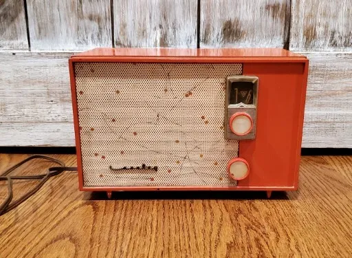 1956 Crosley Atomic Mid Century AM Radio! *Works*