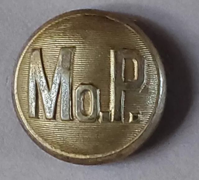 Bb Fox Mo.P. MISSOURI PACIFIC RAILROAD UNIFORM BUTTON Medium Gilt Patent Shell