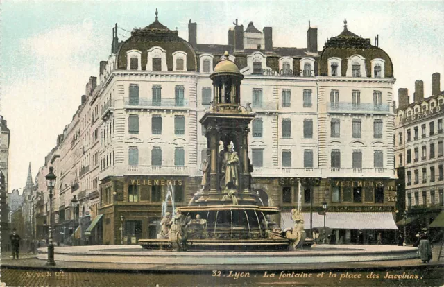 69  Lyon  La Fontaine Et La Place Des Jacobins