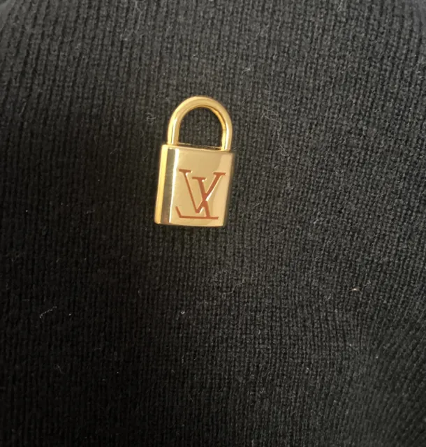 New, Louis Vuitton Pintrill pin-brown, gifted with  Purchase