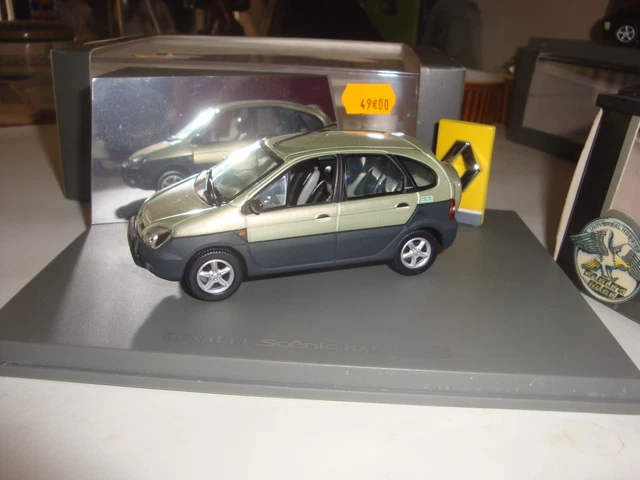 RENAULT SCENIC RX4 1/43 Universal Hobbies EUR 13,50 - FR