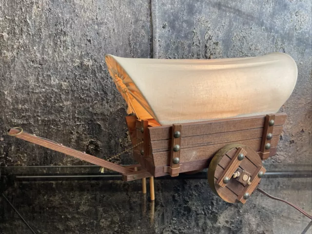 Vintage Tramp Folk Art Covered Conestoga Wagon TV Lamp Light Western Cowboy Nice