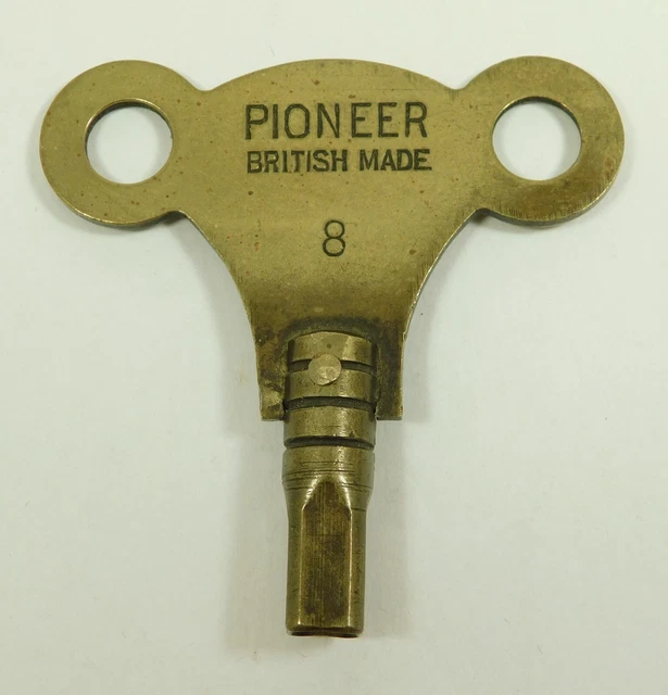 Set Of 5 Brass Clock Winding Keys - Sizes 2 To 10, Universal Tool For Grandfather & Antique Clocks 4 thumbnail image