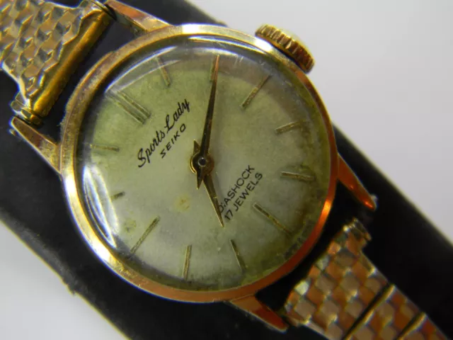 RARE VINTAGE 1960s SEIKO SPORTS LADY DIASHOCK 17J LADIES WATCH - RUNS GOOD TIMER