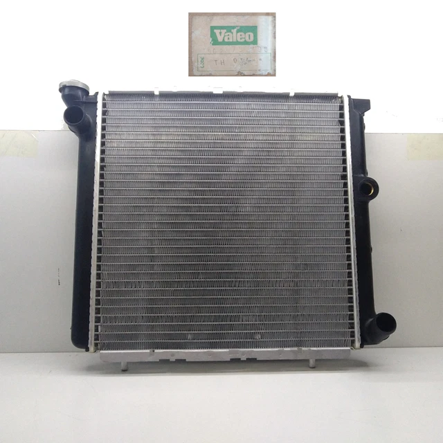 Radiatore Motore VALEO Per KIA CARNIVAL I 3276427016024
